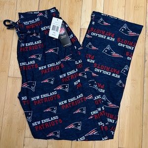 NFL Apparel Sleepwear -  New England Patriots Pajamas - Size: Small (Mens)
